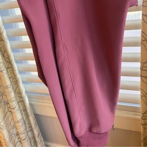 Lululemon joggers